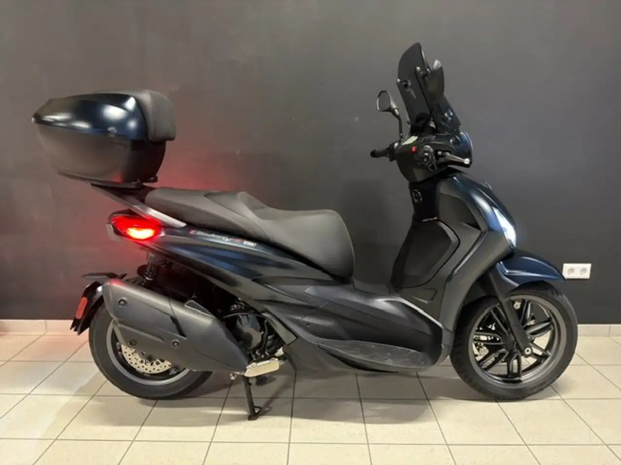 Piaggio Beverly 400