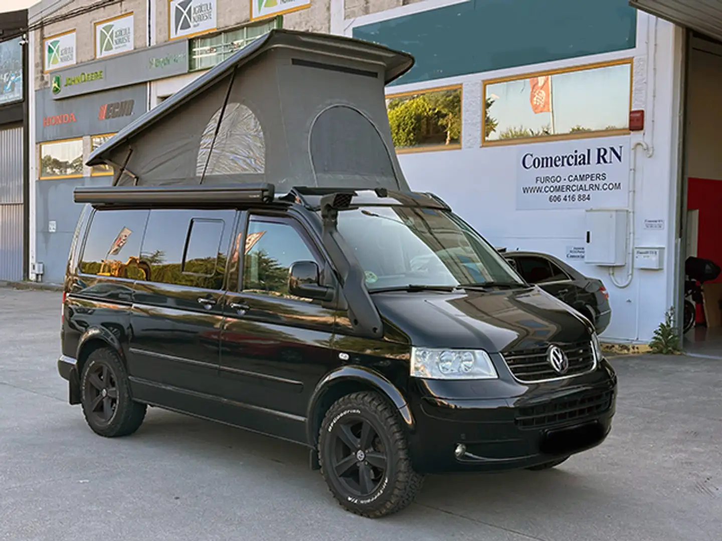 Volkswagen Multivan 2.5TDI Highline 4Motion 174 Negro - 1
