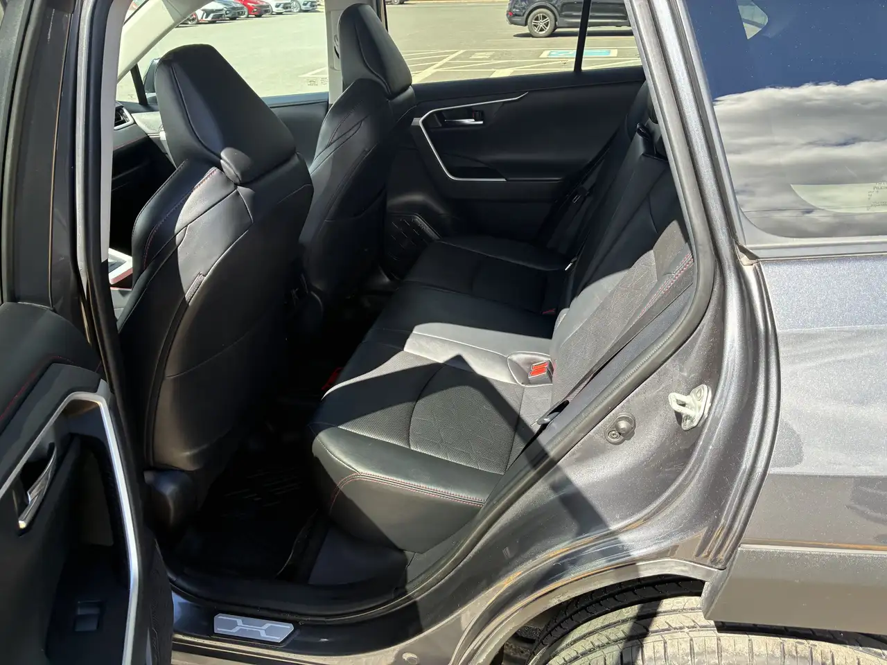 Toyota RAV 4 снимка Toyota RAV 4