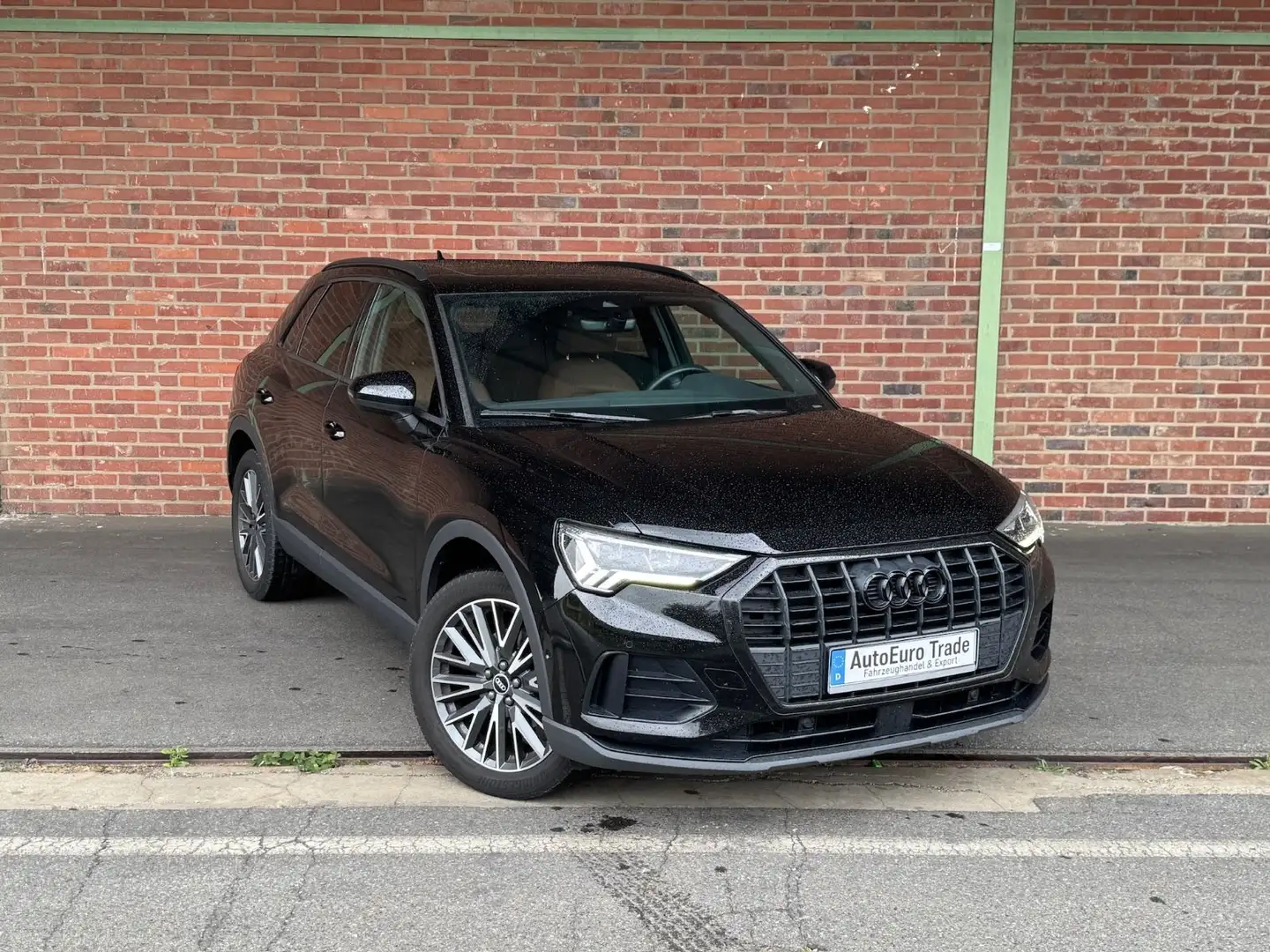 Audi Q3 35 TFSI S-Tronic | Pro Line | LED MMI+ | Noir - 1