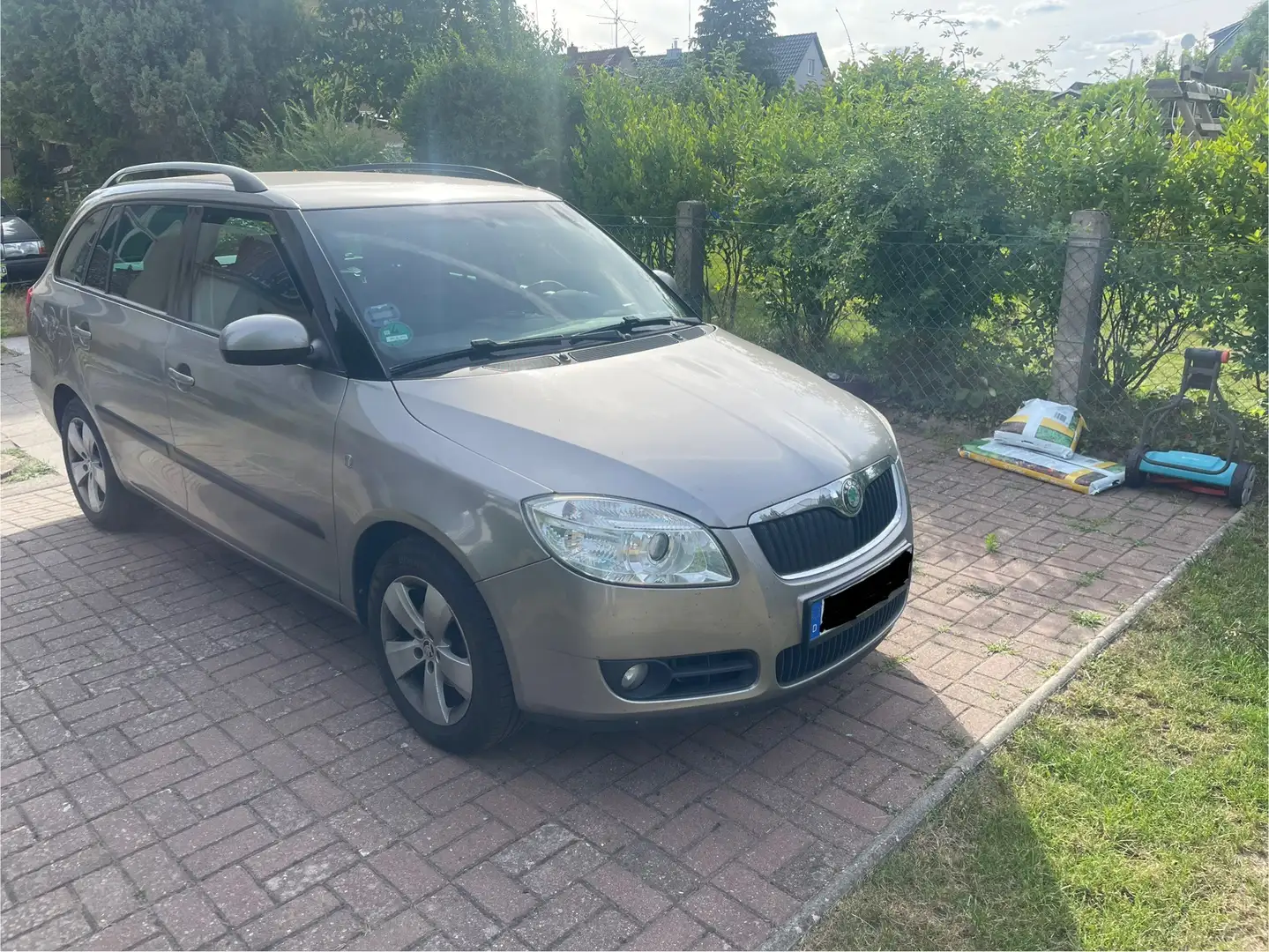 Skoda Fabia 1.6 16V Combi Ambiente - 1