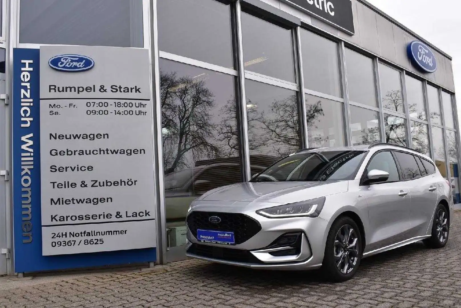 Ford Focus ST-Line Silber - 1