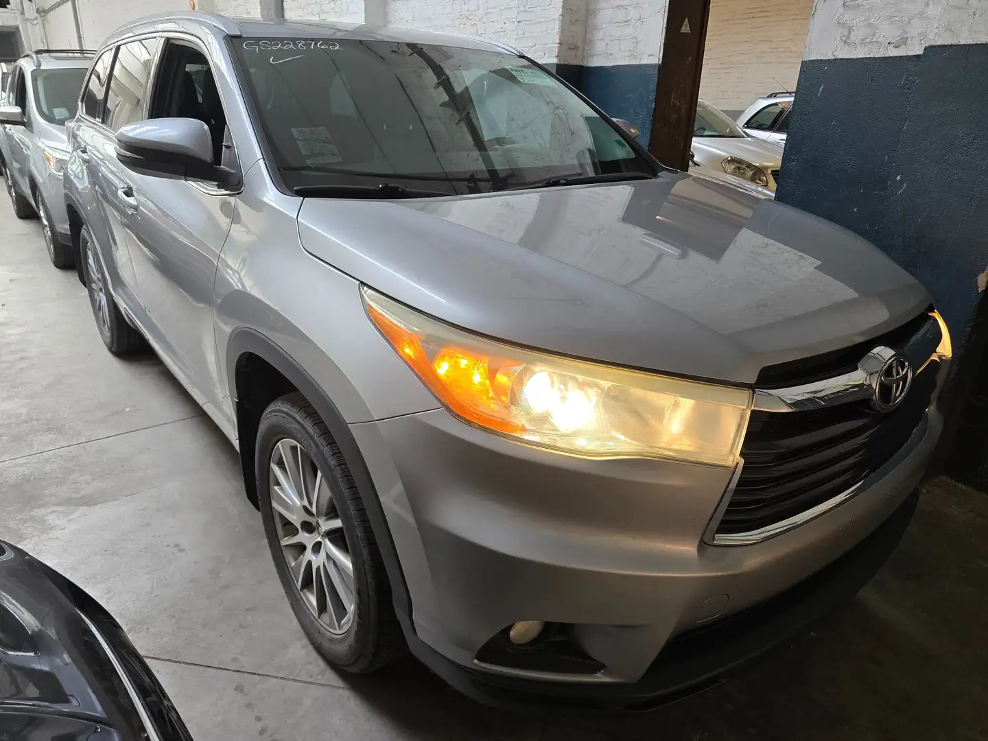 Toyota Highlander 3.5 4WD .  Export Pour L'Afrique Argent - 1