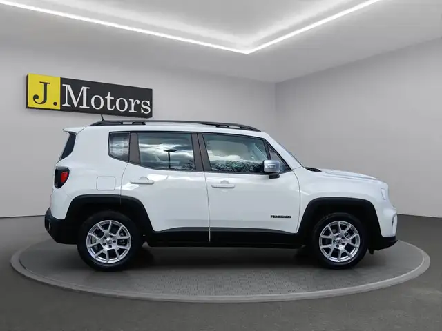 Jeep Renegade view 6