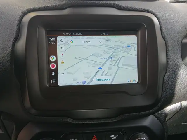 Jeep Renegade view 14