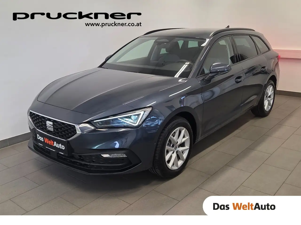 SEAT Leon Style Edition 1.5TSI 115PS — photo 1 of 19