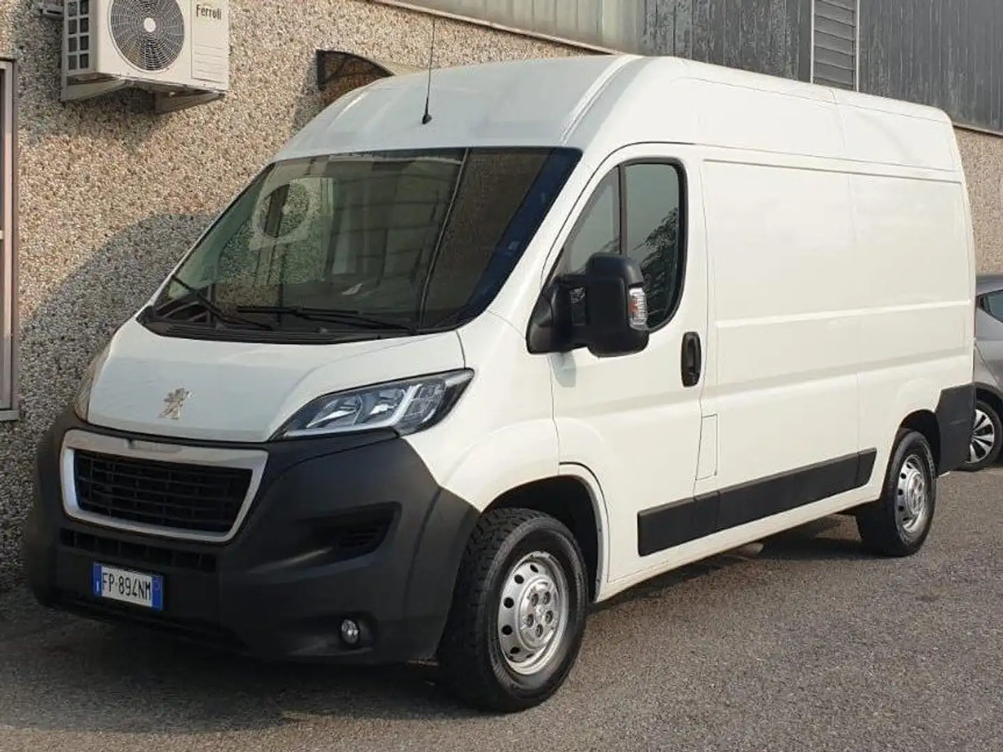 Peugeot Boxer 335 2.0 BHDi (96Kw) PM-TM Bianco - 2