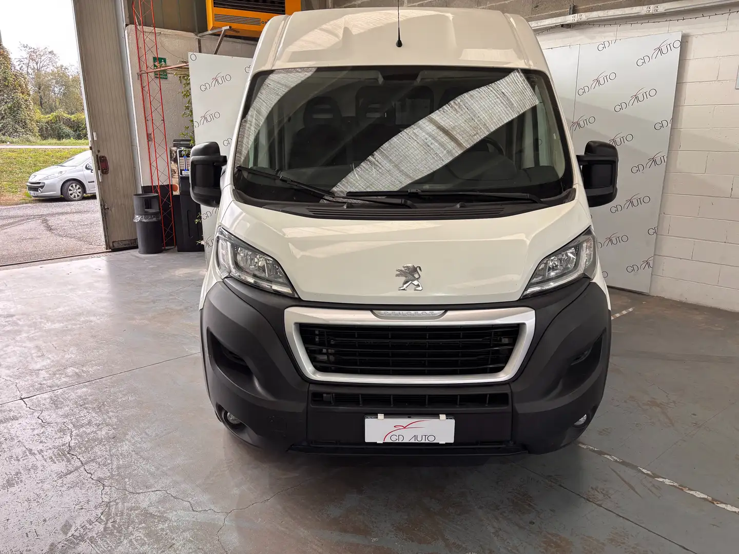 Peugeot Boxer 335 2.0 BHDi (96Kw) PM-TM Blanc - 2