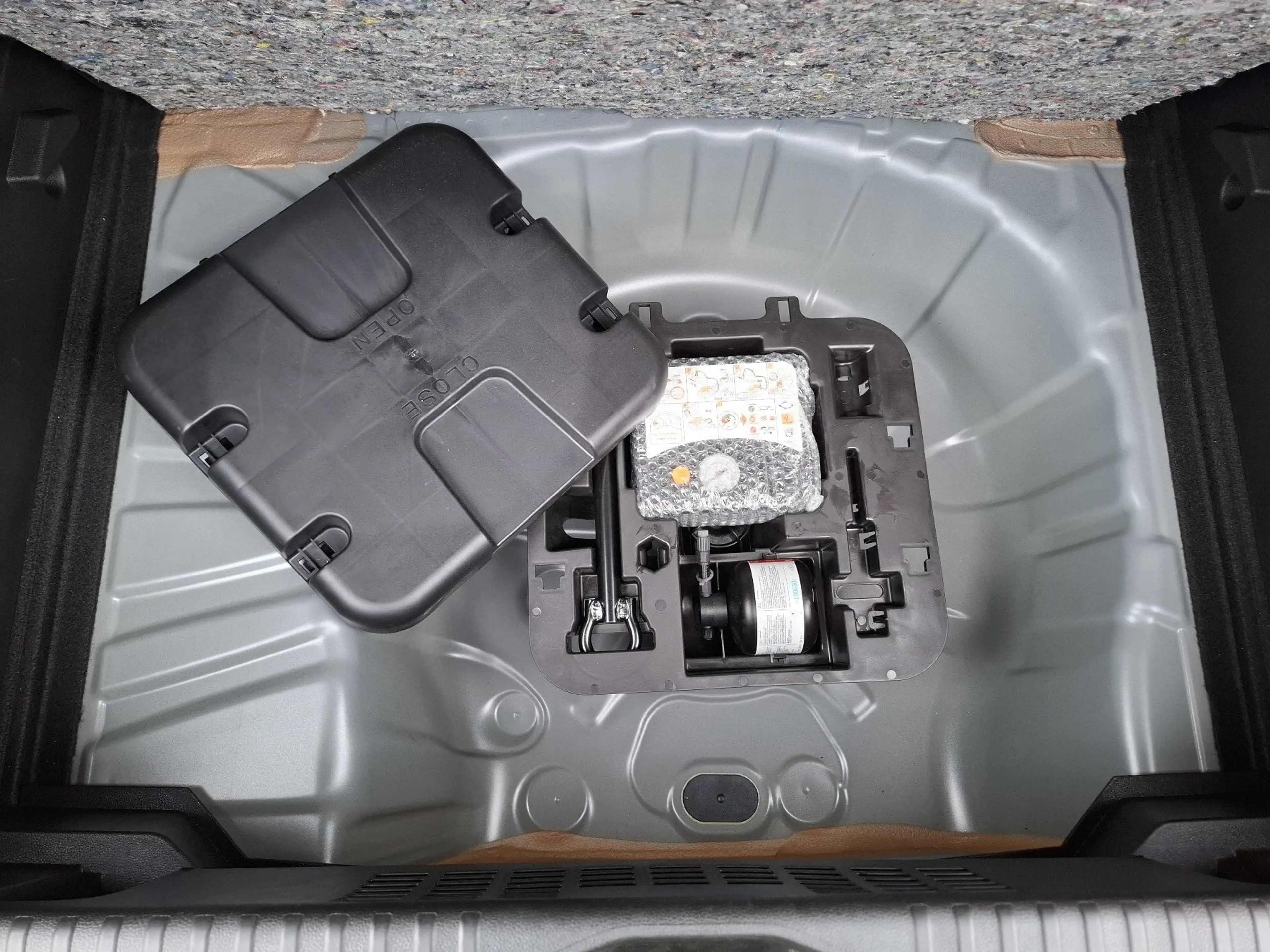 Renault Clio Techno TCe 90 — photo 13