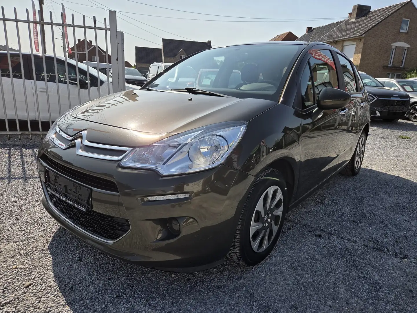 Citroen C3 1.2i☆1jOMNIUMGARANTIE☆CRUISE☆AIRCO☆GROOT ONDERHOUD Brun - 1