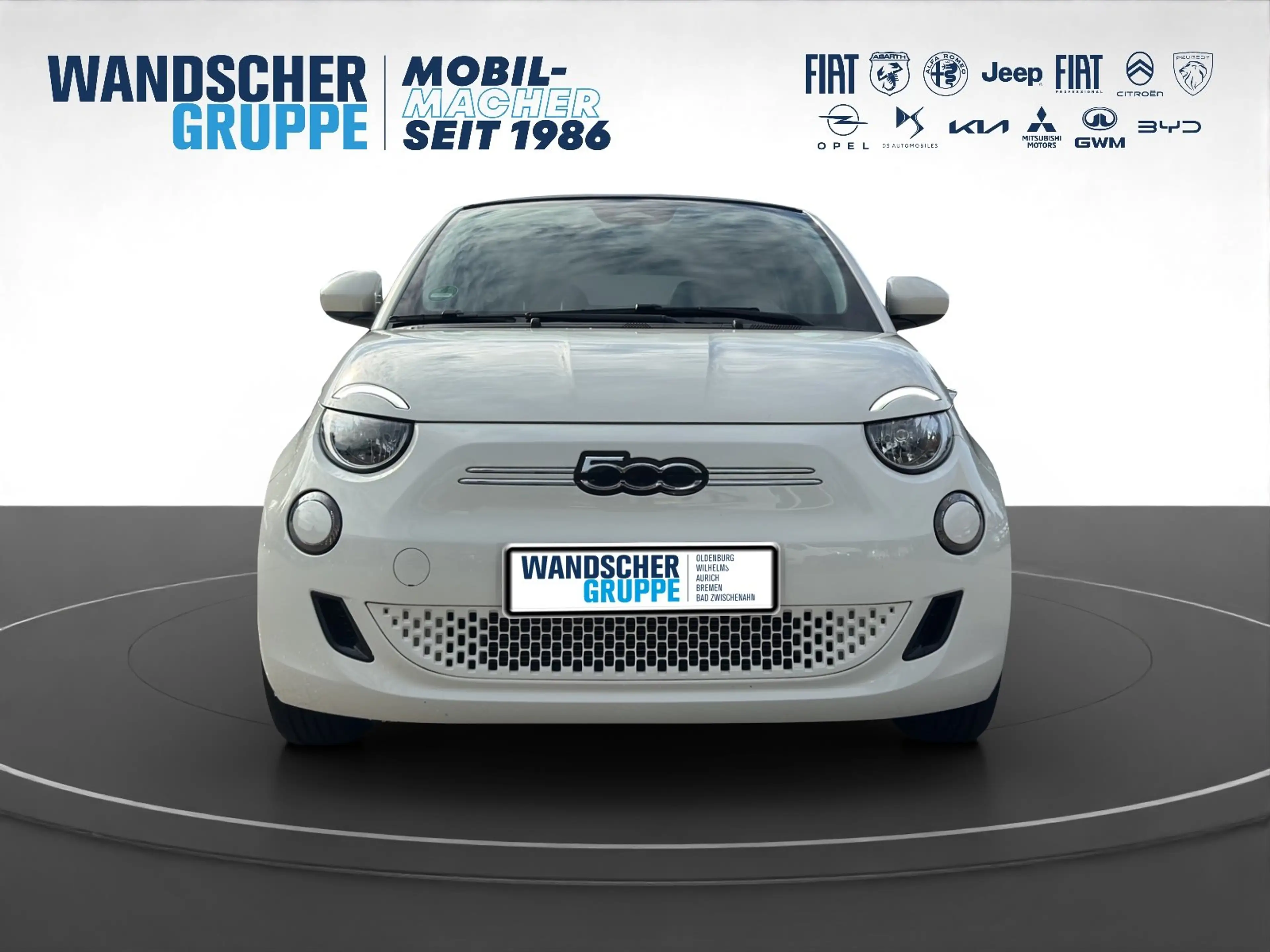 Fiat 500e Cabrio Base CARPLAY KLIMAA  LKA — photo 9