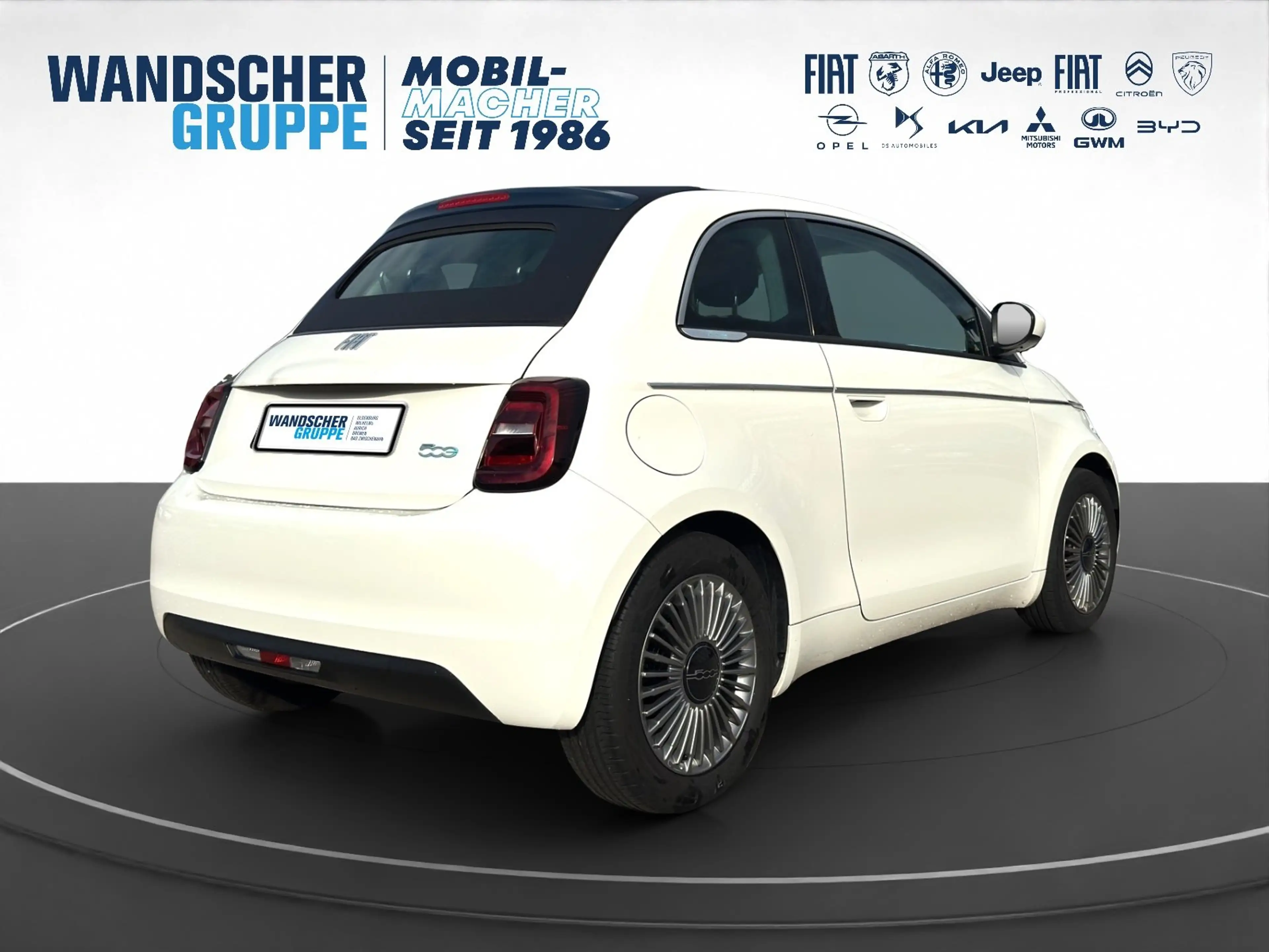Fiat 500e Cabrio Base CARPLAY KLIMAA  LKA — photo 6
