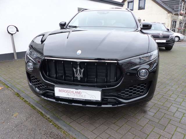 Maserati Levante Q4, Leder, SD, Bi-Xenon