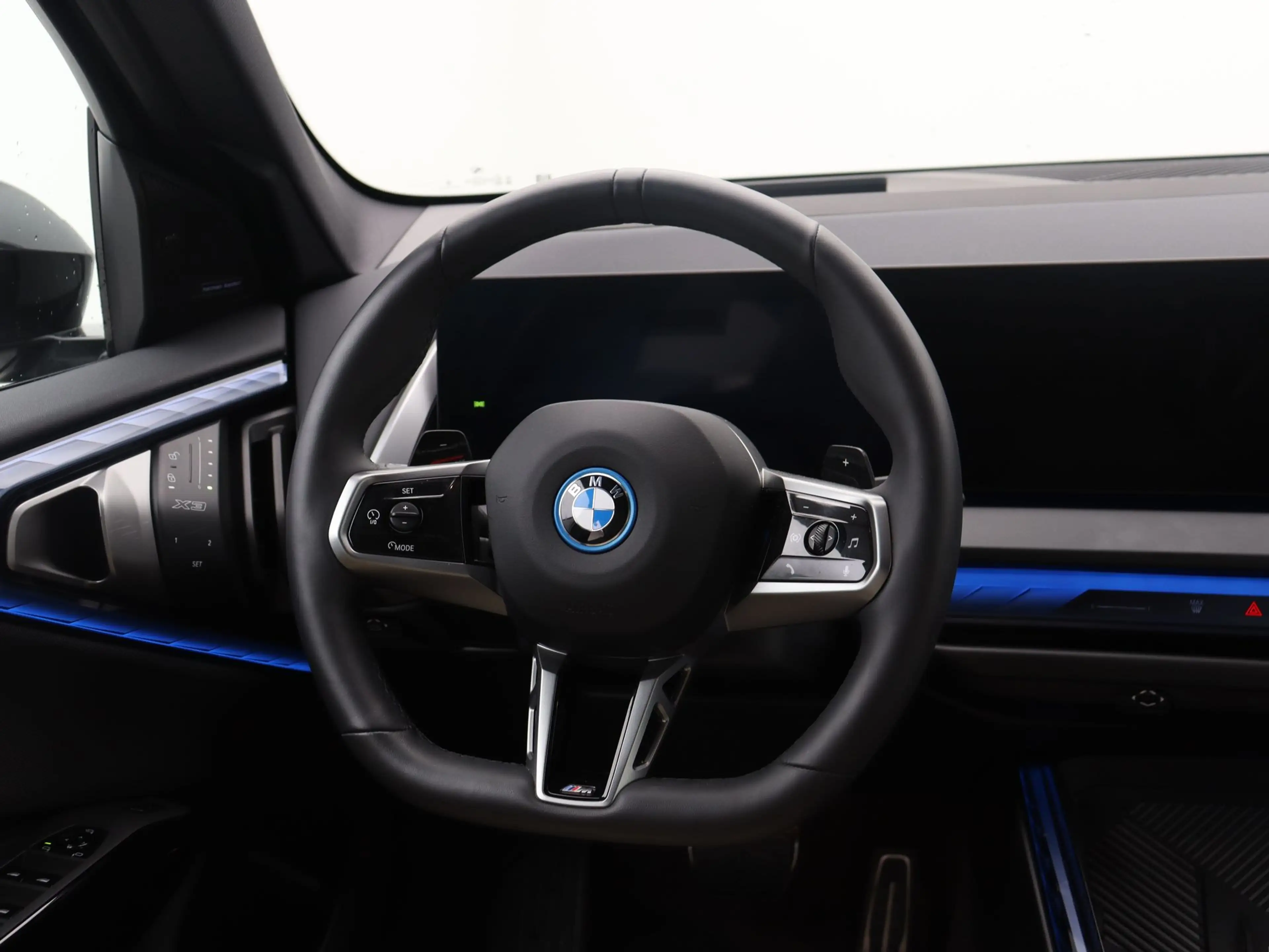BMW X3 30e xDrive — photo 2