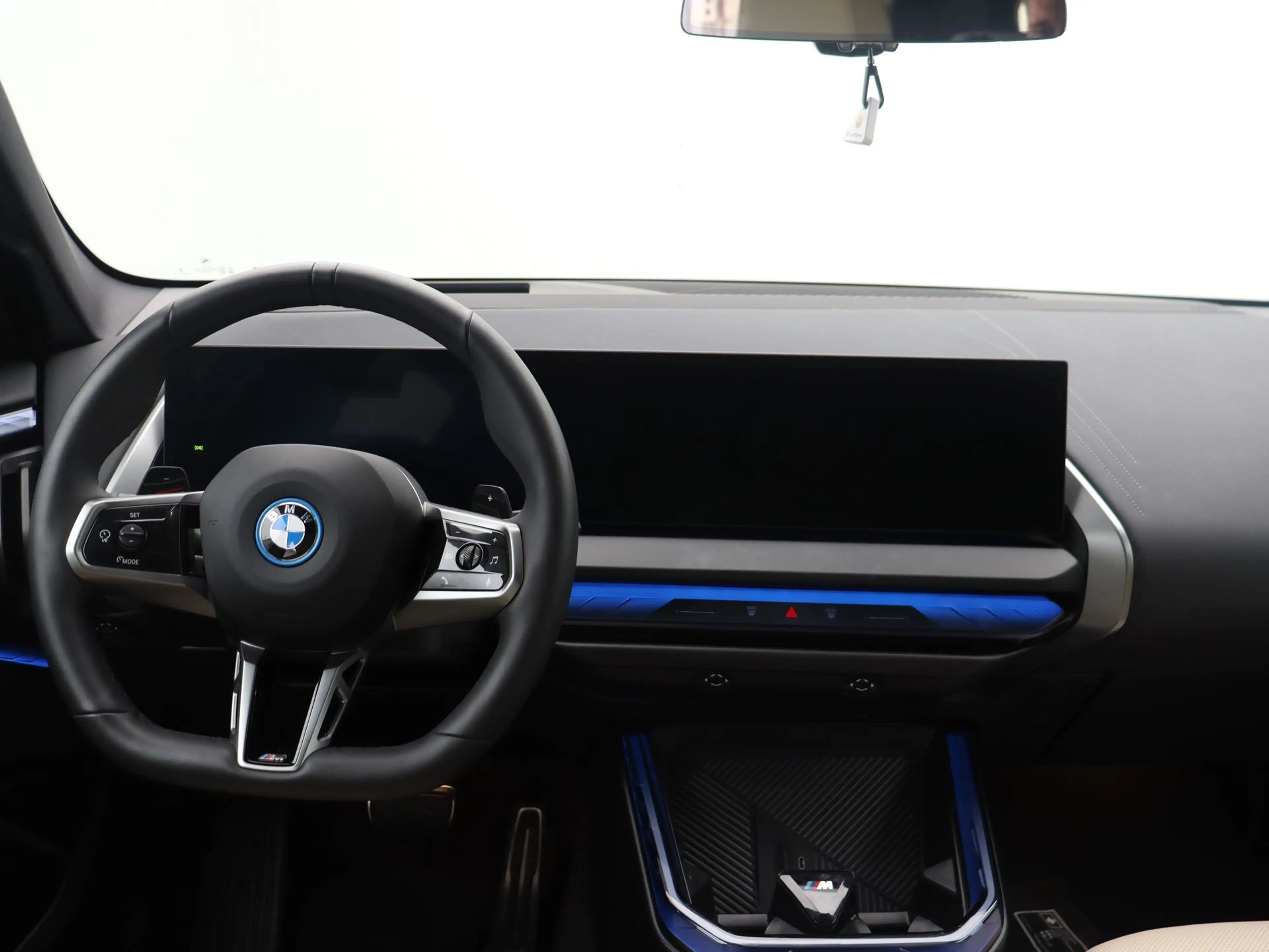 BMW X3 30e xDrive — photo 13