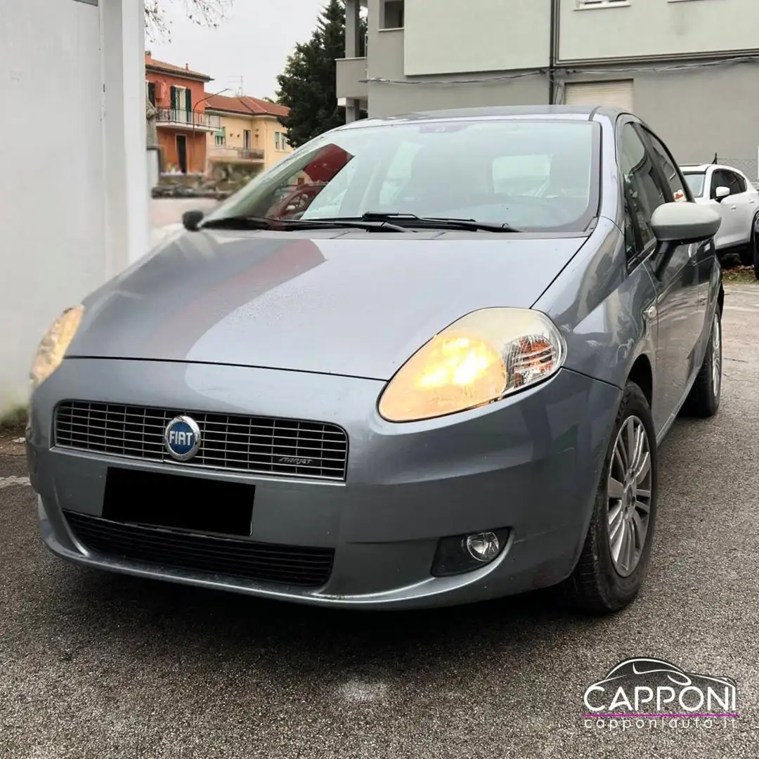 Fiat Grande Punto 1.4 Starjet 16V 5 porte NEOPATENTATI Grau - 1