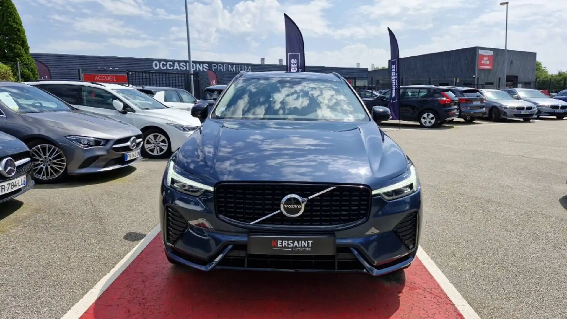 Volvo XC60 B4 197 CH GEARTRONIC 8 PLUS STYLE DARK Bleu - 2