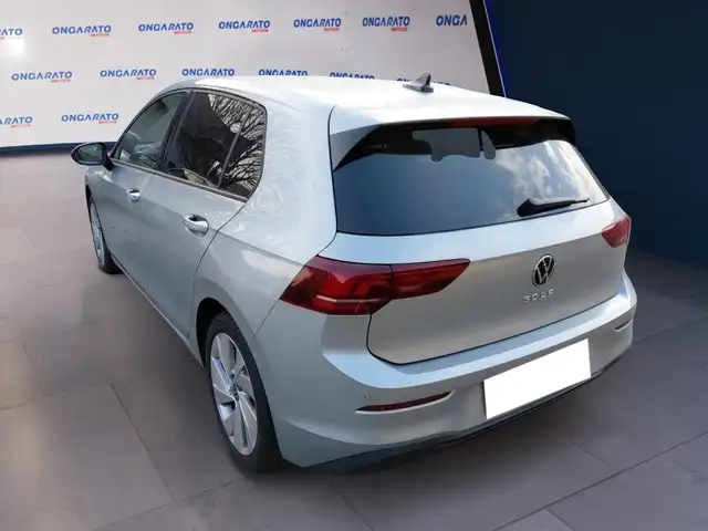 Volkswagen Golf view 2
