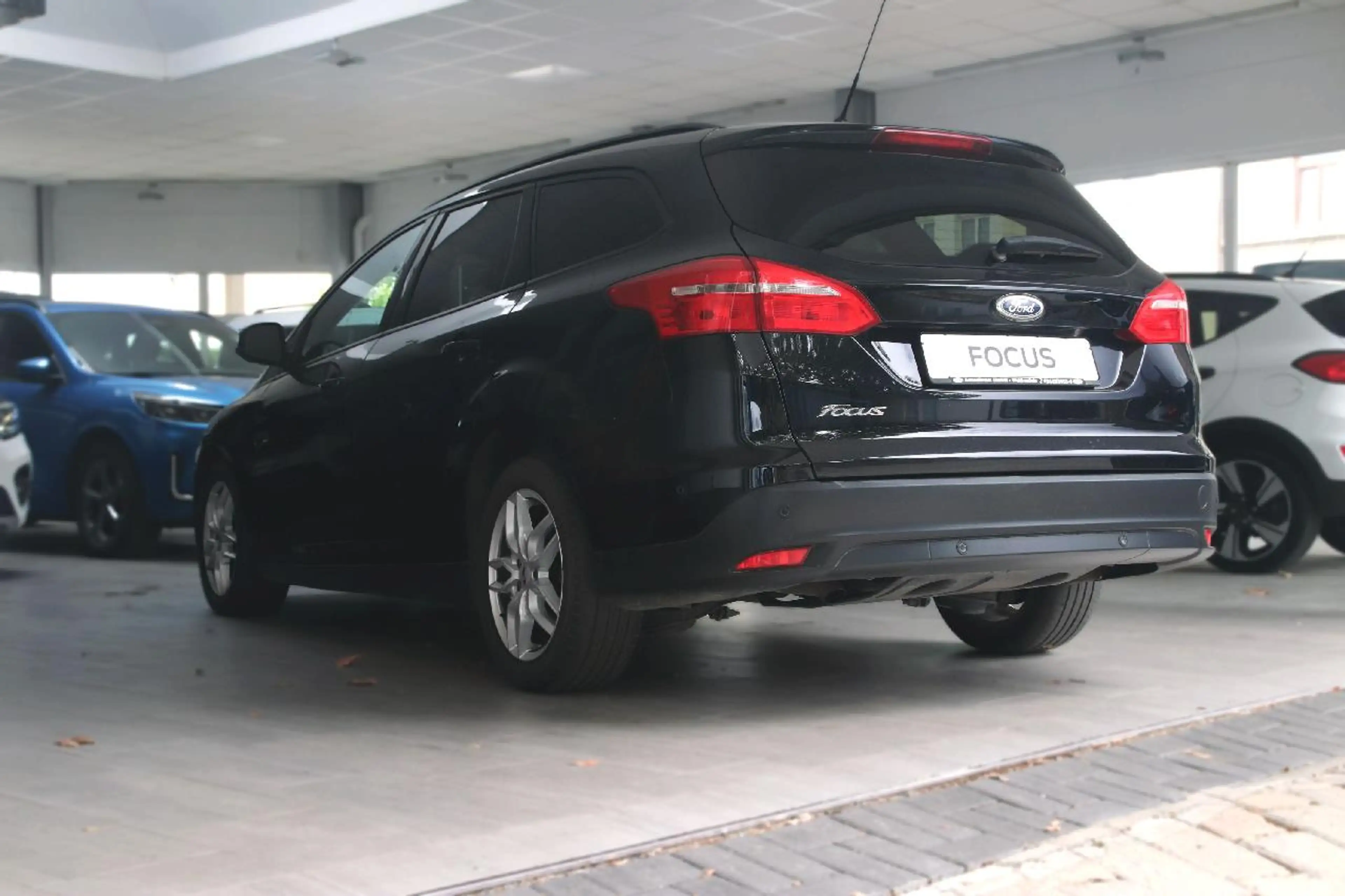 Ford Focus Business — photo 5