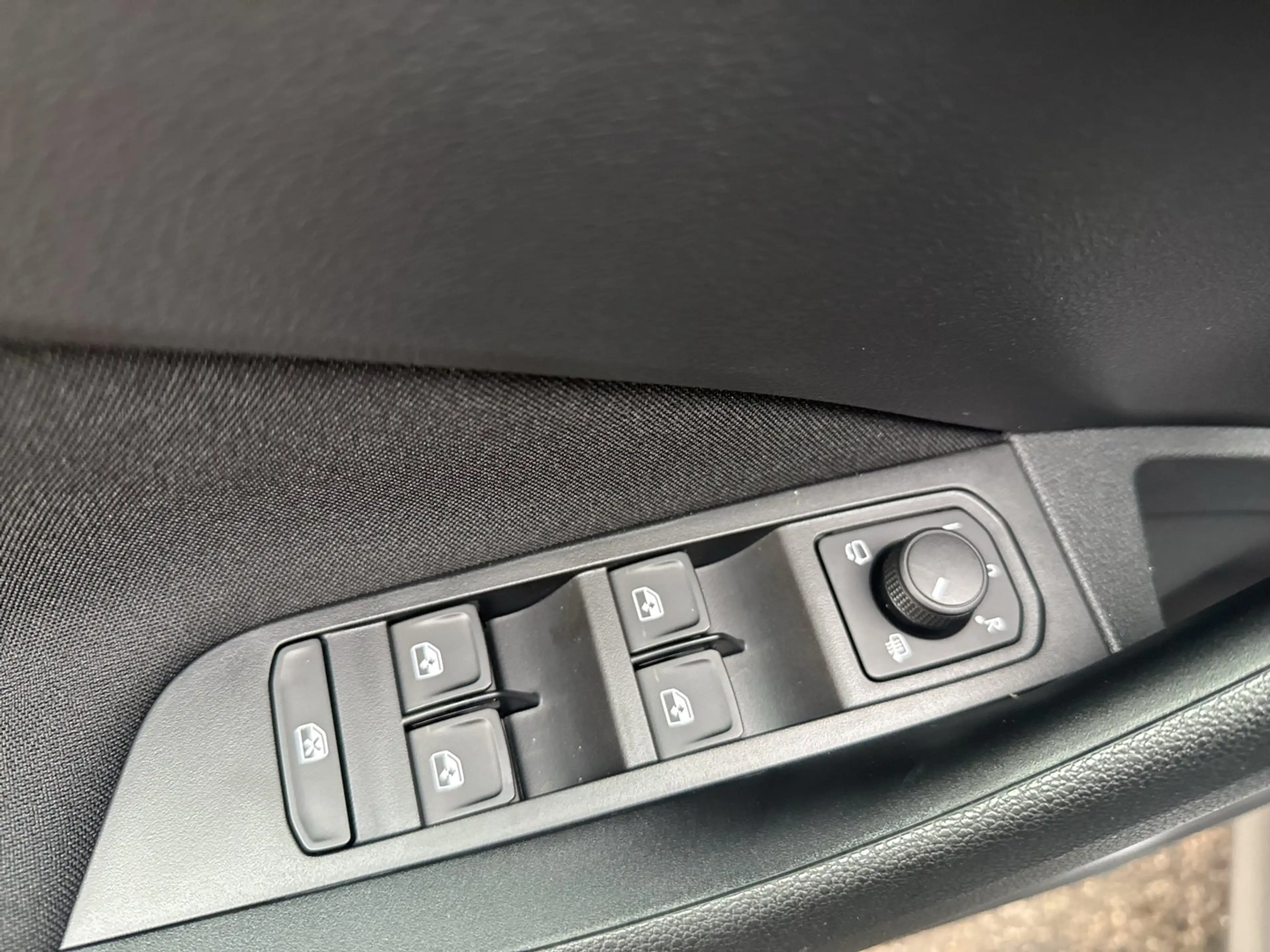 Skoda Kamiq Selection TSI — photo 8
