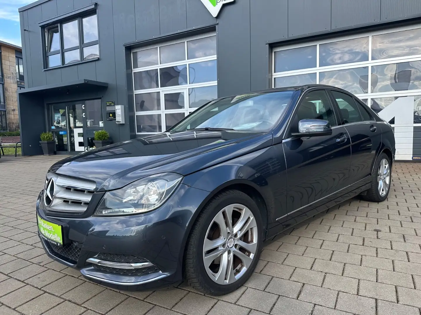 Mercedes-Benz C 200 C -Klasse Avantgarde CGI BlueEfficiency Gris - 1