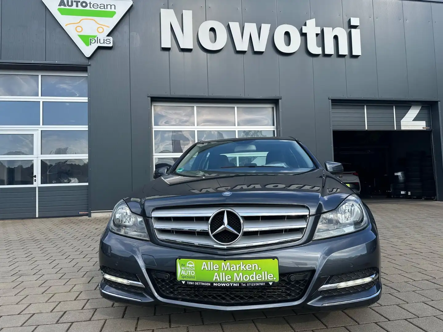 Mercedes-Benz C 200 C -Klasse Avantgarde CGI BlueEfficiency Gris - 2
