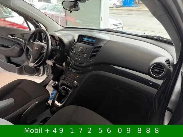 Chevrolet Orlando view 12