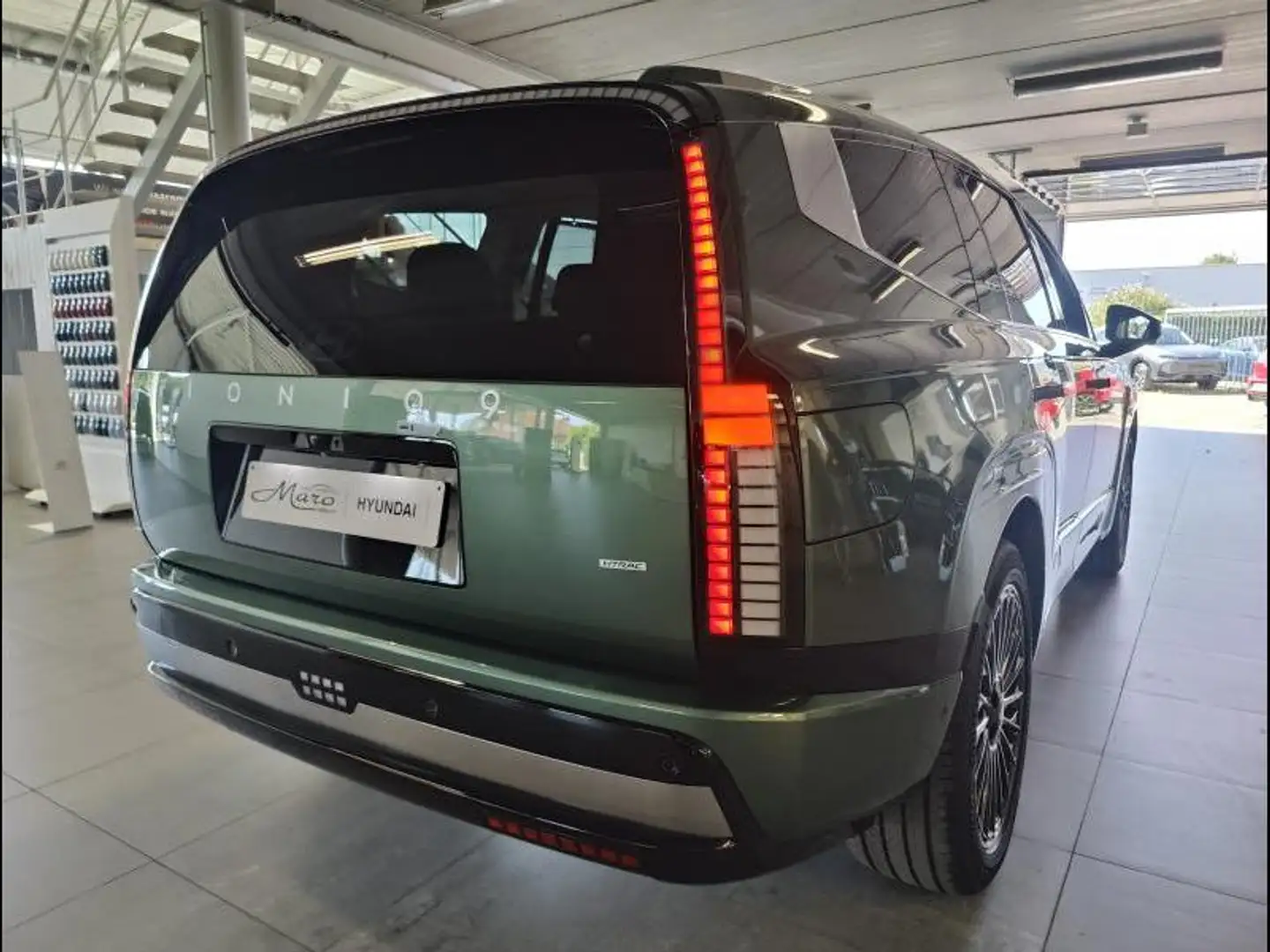 Hyundai IONIQ 9 110 kWh 4x4 Calligraphy | NEW MODEL - FULL OPTION Vert - 2
