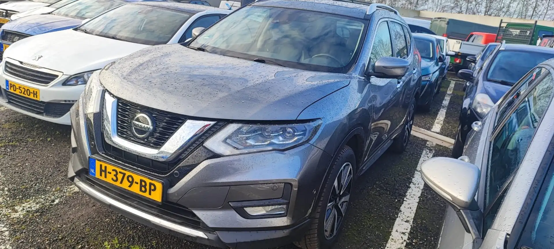 Nissan X-Trail X-Trail 1.3 DIG-T Bns Grijs - 1
