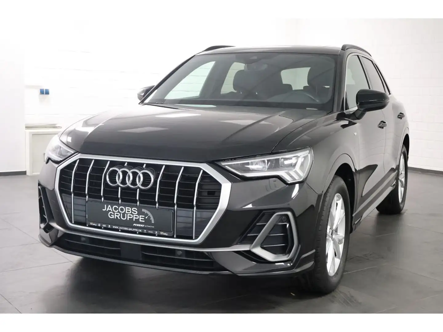 Audi Q3 35 TFSI S line S tronic,Navi,LED,RFK Schwarz - 2