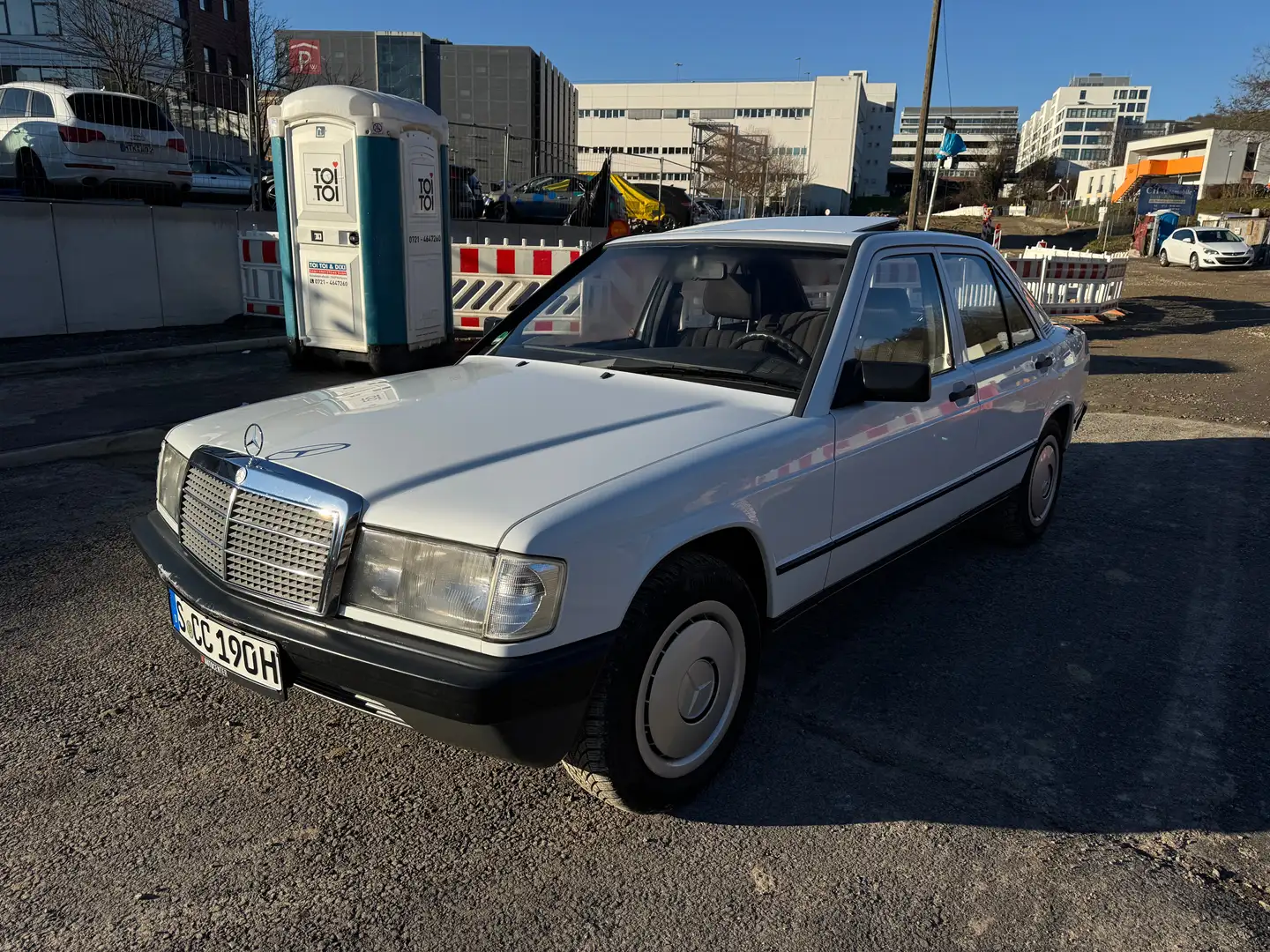 Mercedes-Benz 190 190 E - 1