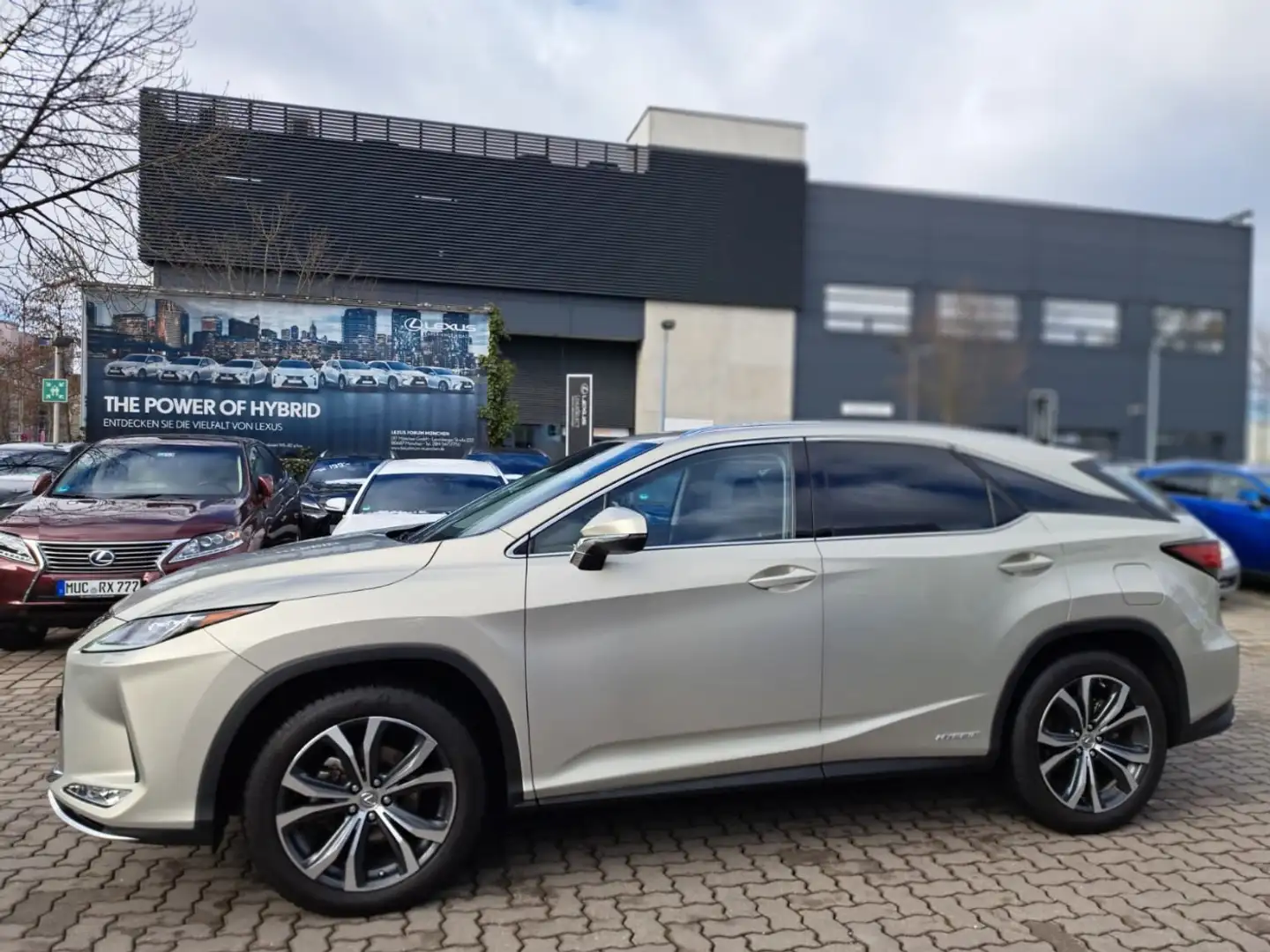Lexus RX 450h Executive Line Top gepflegter SUV - 2