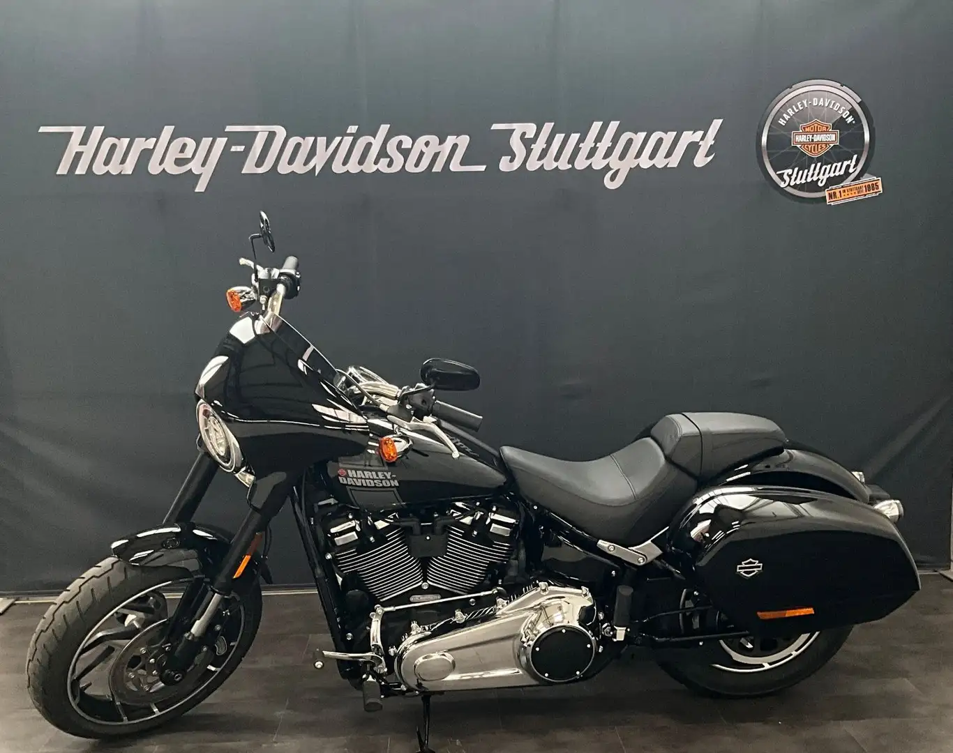 Harley-Davidson FLSB Softail Sport Glide Schwarz - 2
