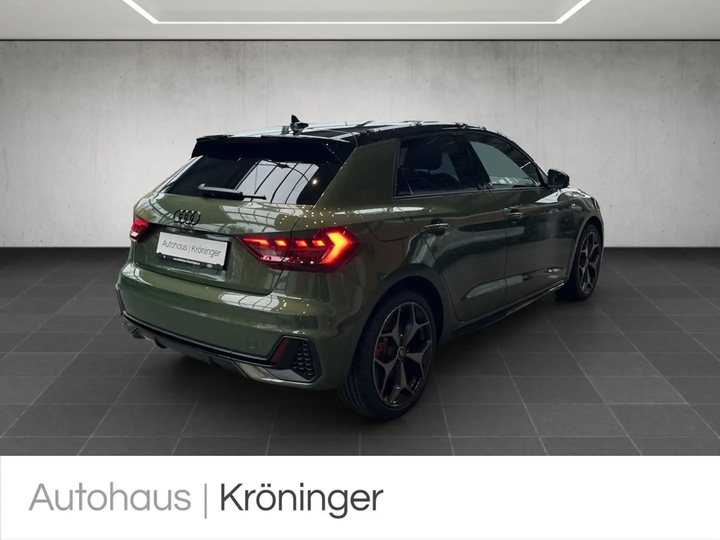 Audi A1 Sportback 35 TFSI S tronic S line Sonos Navi Schwarz - 2