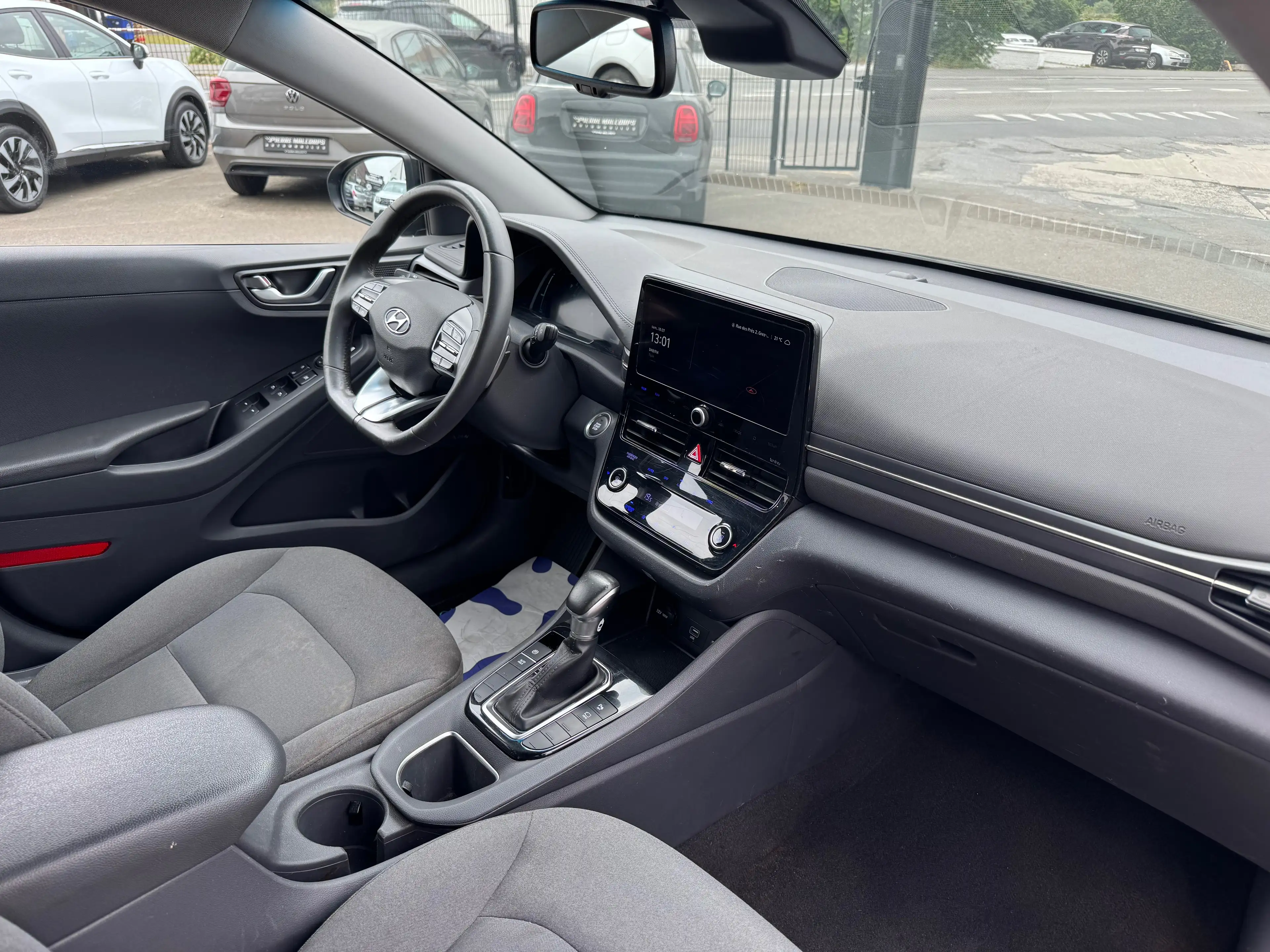 Hyundai IONIQ HEV Feel DCT / NAV / AIRCO / CARPLAY — photo 7