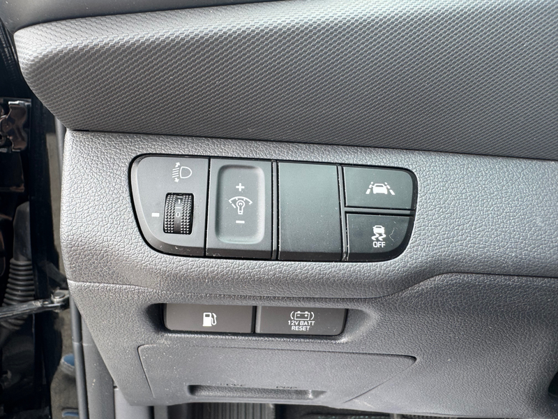 Hyundai IONIQ HEV Feel DCT / NAV / AIRCO / CARPLAY — photo 14