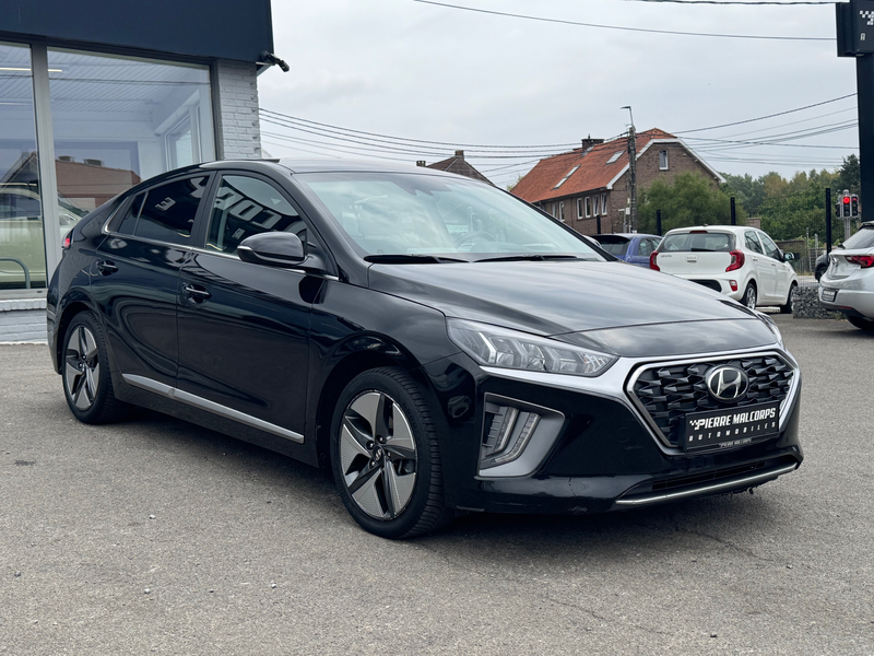 Hyundai IONIQ HEV Feel DCT / NAV / AIRCO / CARPLAY — photo 3
