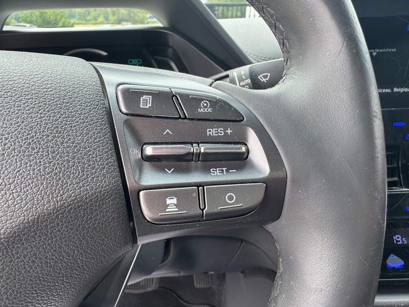 Hyundai IONIQ HEV Feel DCT / NAV / AIRCO / CARPLAY — photo 13