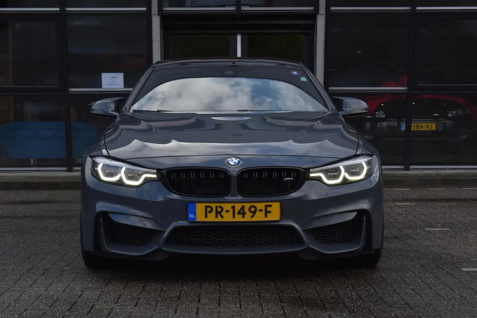 BMW M4 4-serie Coupé Competition Carbon HUD 360C H/K NAP Szürke - 2