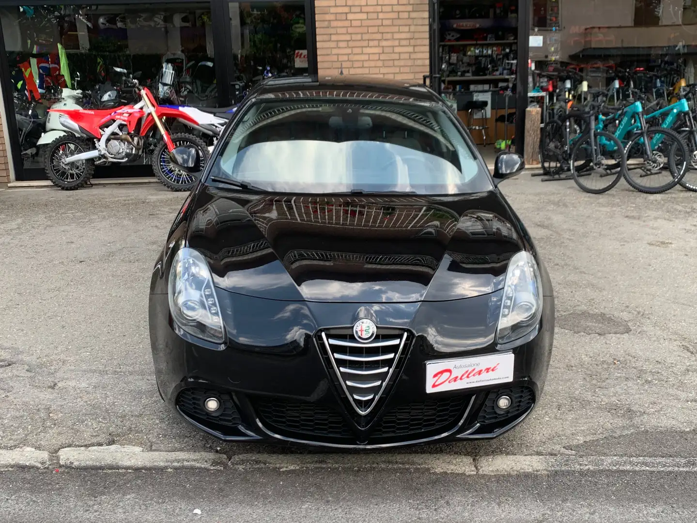Alfa Romeo Giulietta Giulietta 1.4 t. m.air Distinctive 170cv Negro - 1