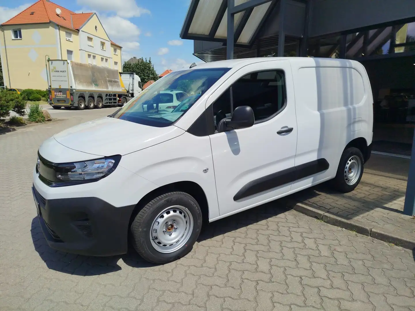 Opel Combo 1.2 Cargo Basis Weiß - 2