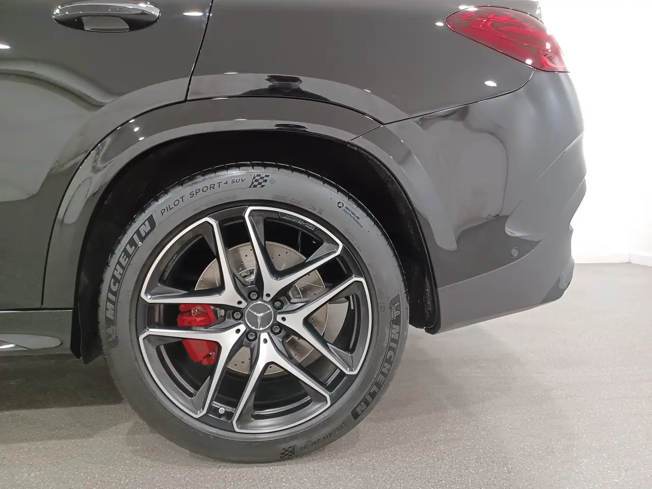 Mercedes-Benz GLE снимка Mercedes-Benz GLE