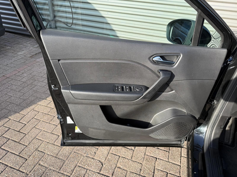 Renault Captur 1.3 TCe 140 | Navigatie | LED | Trekhaak mogelijk — photo 23