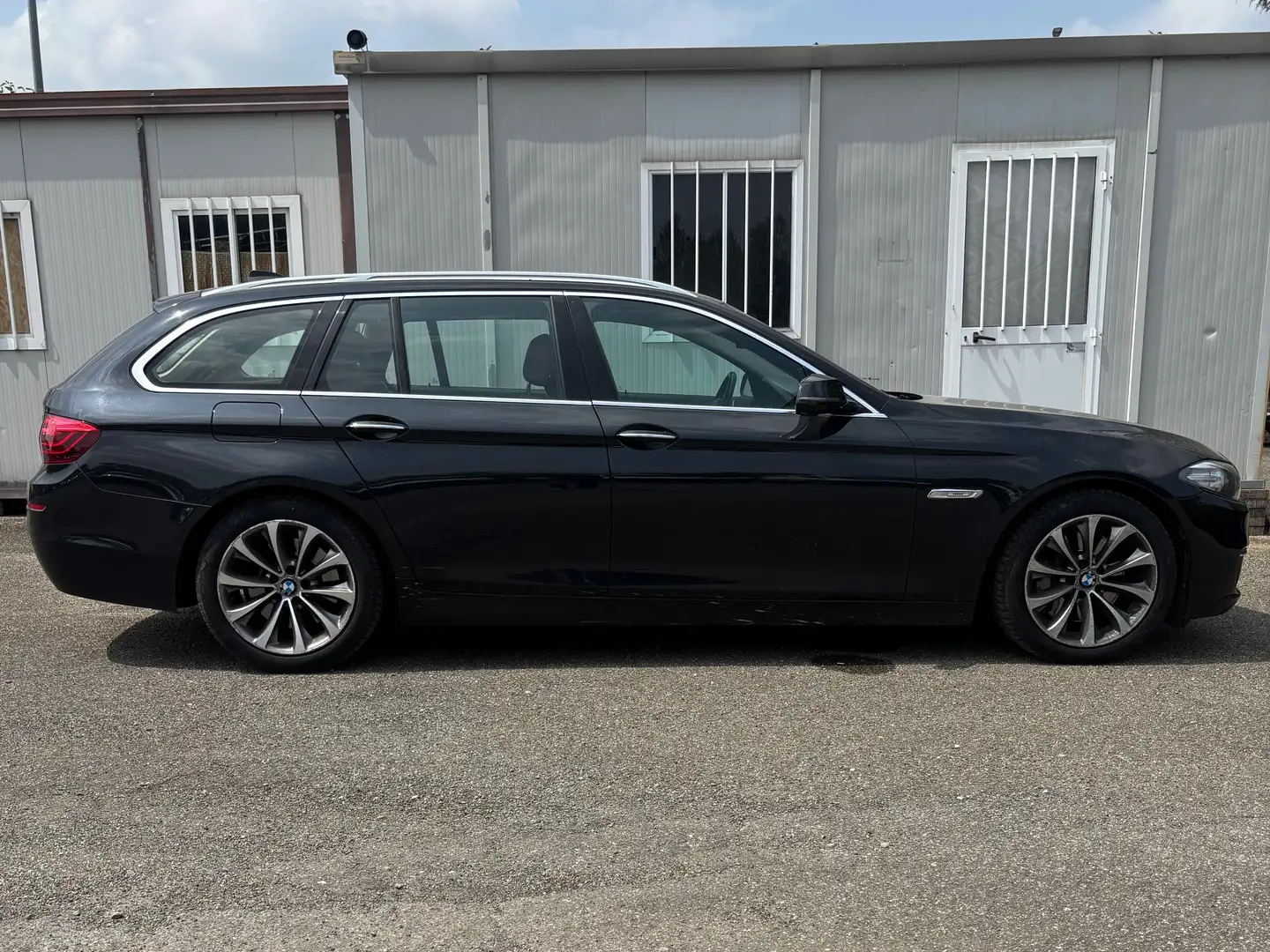 BMW 530 530d Xdrive pacchetto Luxury Nero - 1