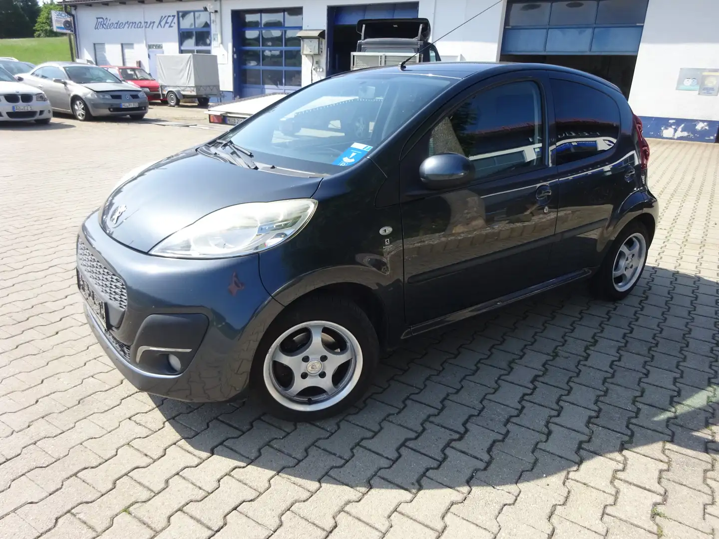 Peugeot 107 Active/Klima/5-Türig Grau - 2