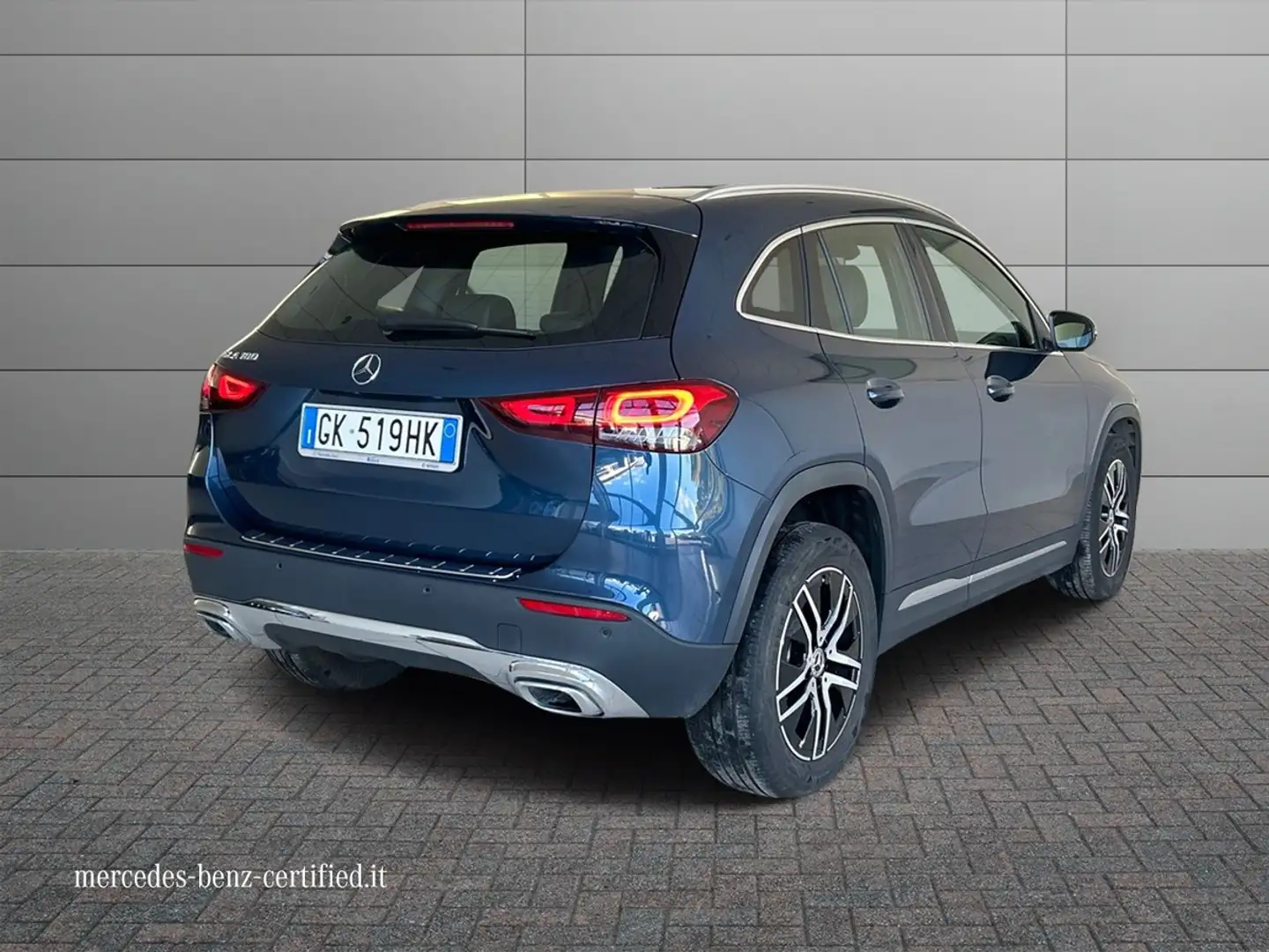 Mercedes-Benz GLA 180 Sport Plus auto Blu/Azzurro - 2