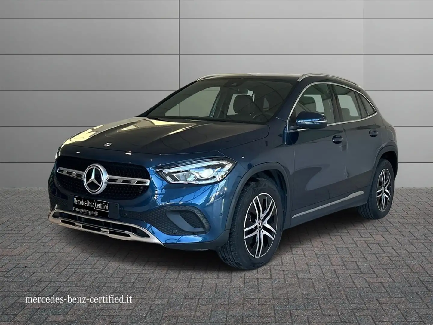 Mercedes-Benz GLA 180 Sport Plus auto Blu/Azzurro - 1