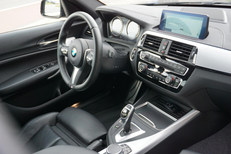 BMW 140 1-serie M140i High Executive — photo 20