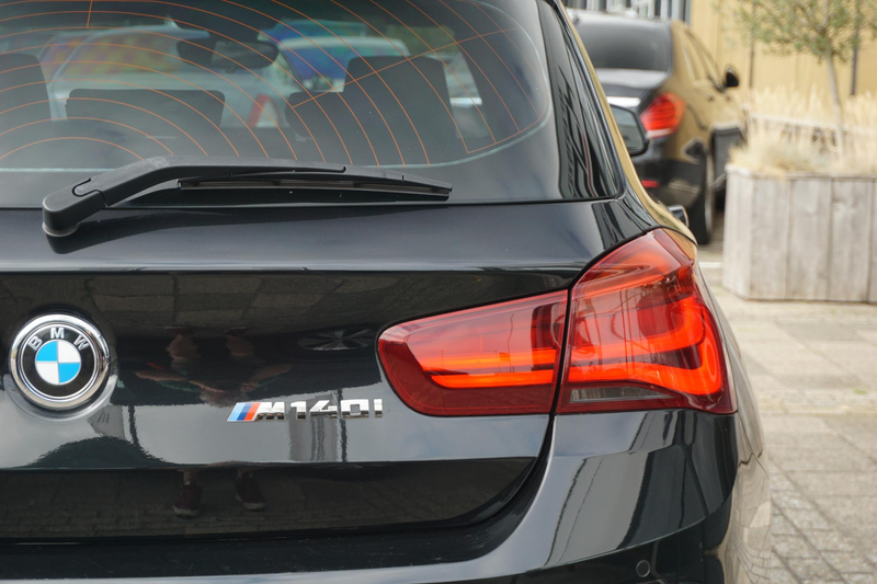 BMW 140 1-serie M140i High Executive — photo 21