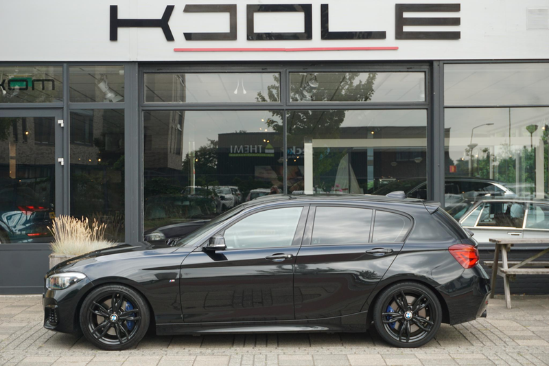 BMW 140 1-serie M140i High Executive — photo 4
